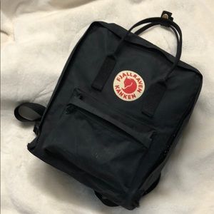 Black Fjallraven Kanken Backpack